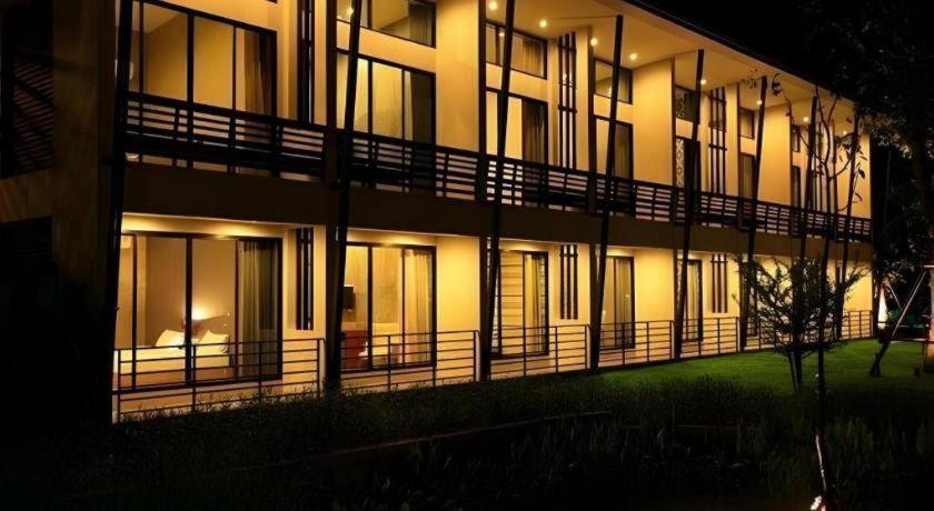 Lumphawa Amphawa Resort Samut Songkhram Exteriör bild